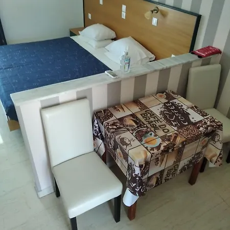 Apart Otel Paraschos Kos