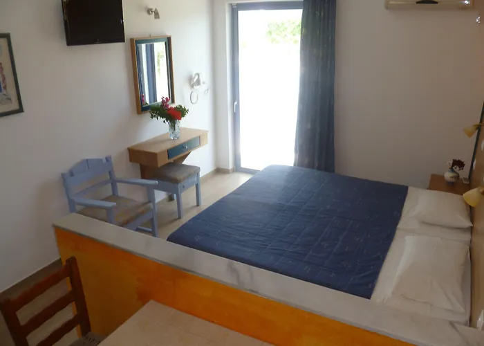 科斯一室公寓经济酒店 4*