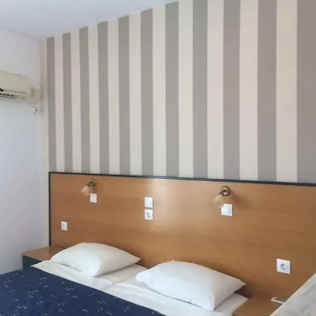Paraschos Kos Aparthotel 2*