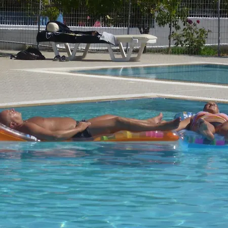 מלון דירות Paraschos Kos 4*