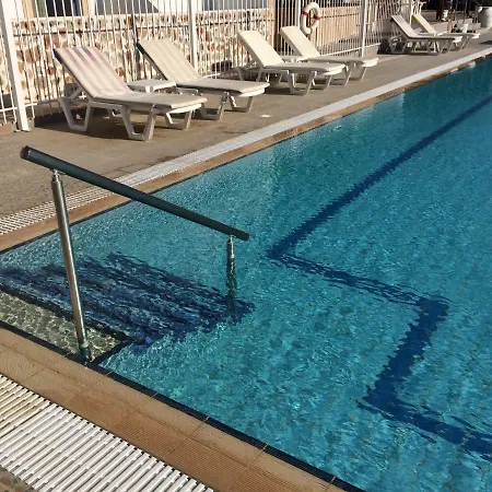 Paraschos Kos Lägenhetshotell