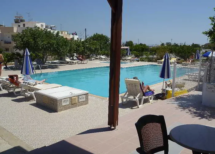 Paraschos Kos 아파트호텔 4*